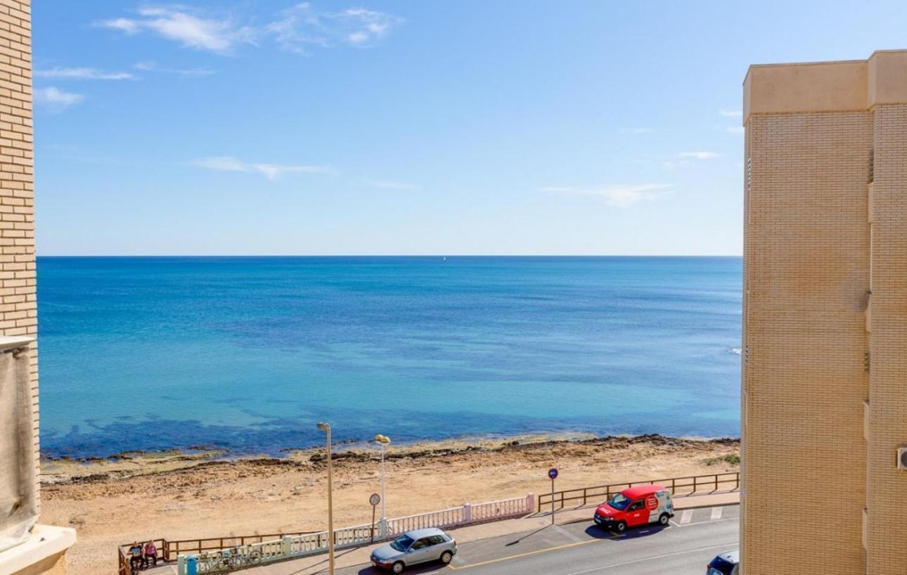 Sea View Luxury Apartment Victoria Торевьиа Экстерьер фото