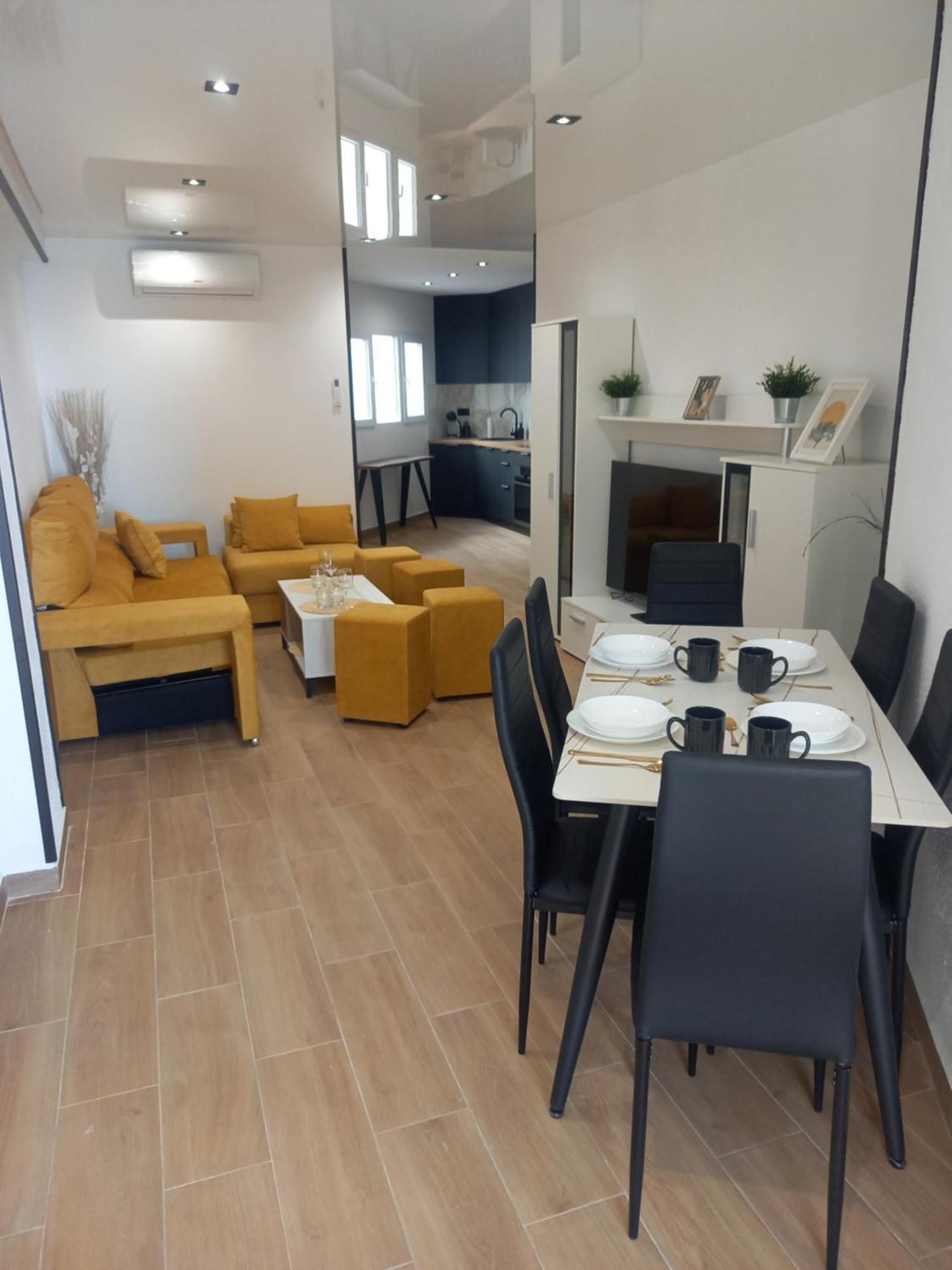 Sea View Luxury Apartment Victoria Торевьиа Экстерьер фото