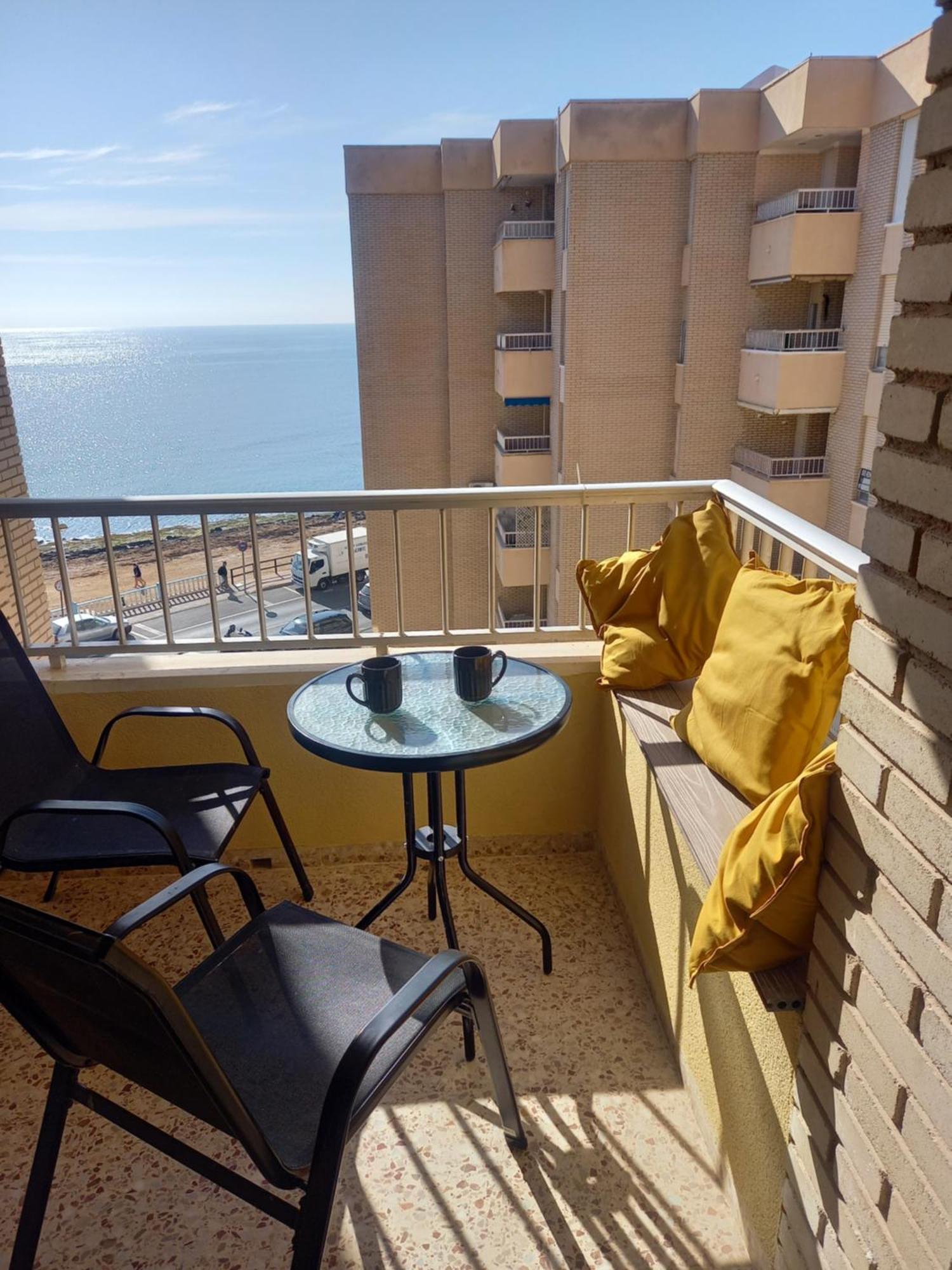 Sea View Luxury Apartment Victoria Торевьиа Экстерьер фото