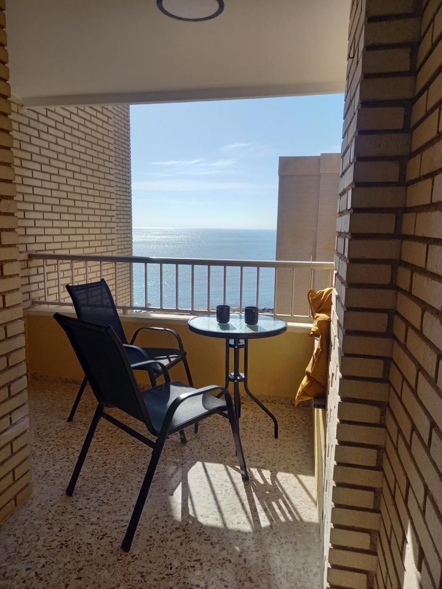 Sea View Luxury Apartment Victoria Торевьиа Экстерьер фото